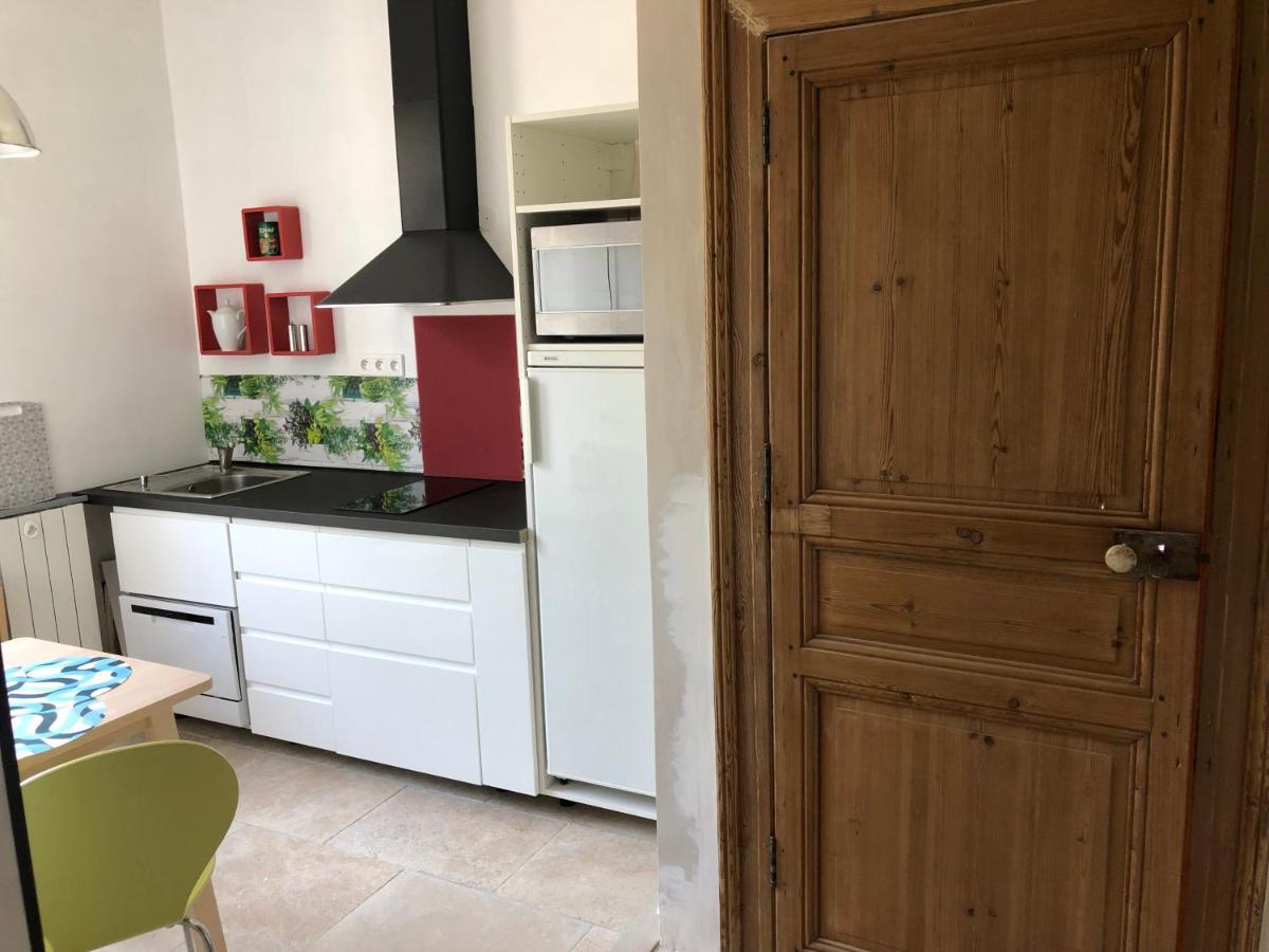 Maison Au Calme Au Coeur De Village Saint-Georges-dʼOrques Esterno foto