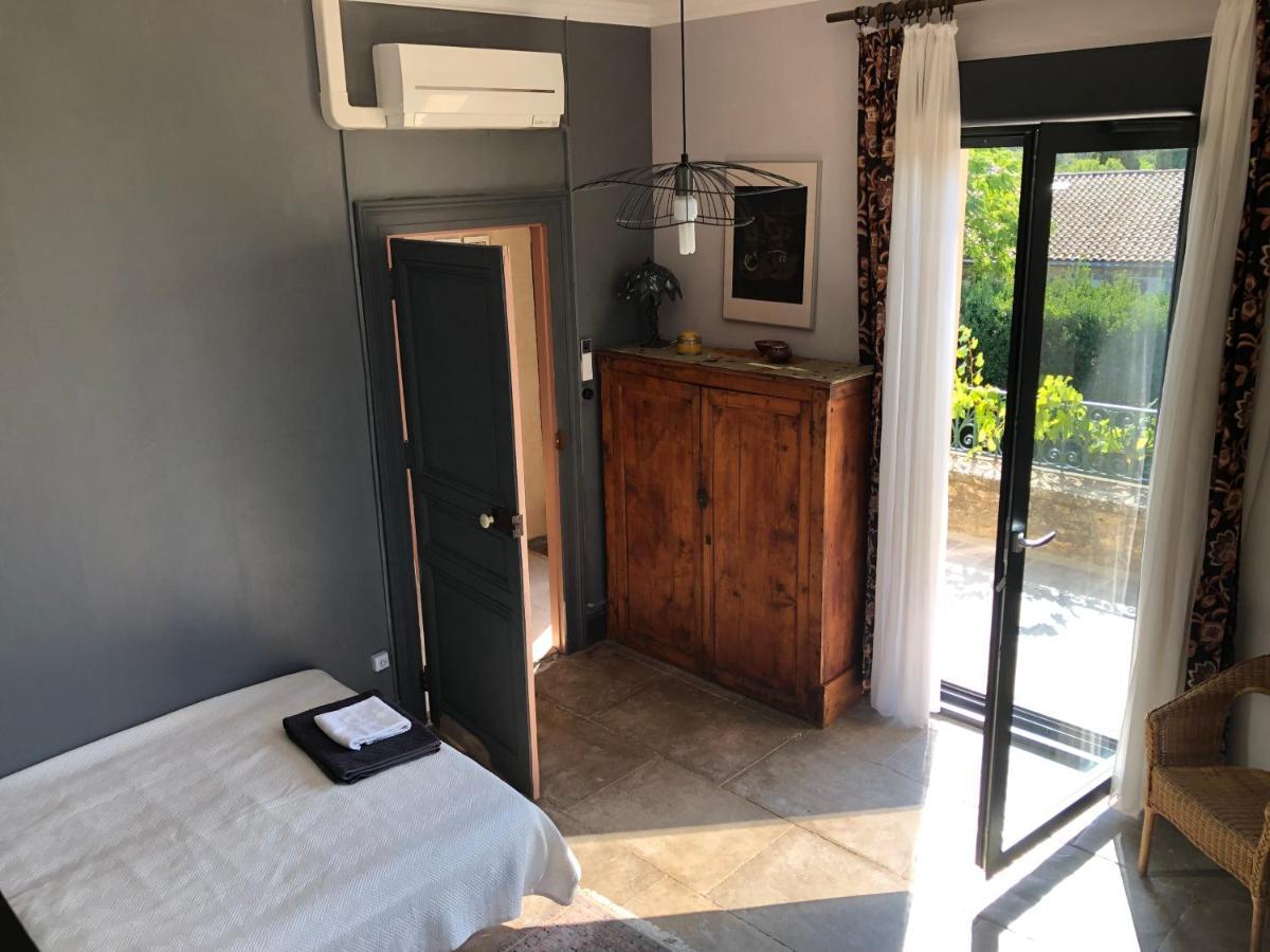 Maison Au Calme Au Coeur De Village Saint-Georges-dʼOrques Esterno foto